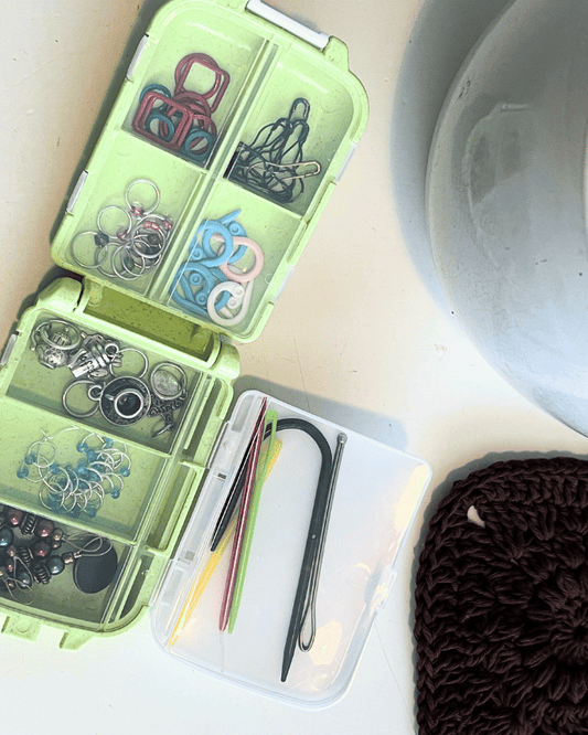 Plastic Stitch Marker Storage Container – Compact & Organised Knitting & Crochet Accessory Case