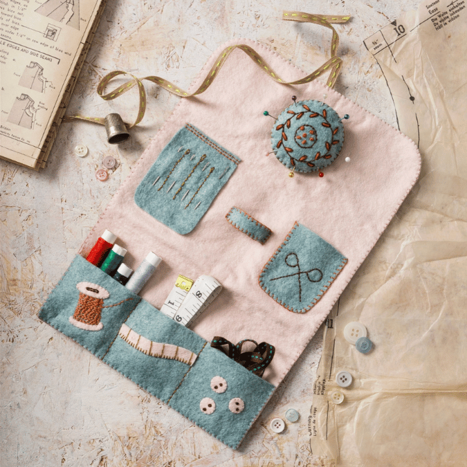 Sewing Roll Felted Craft Kit