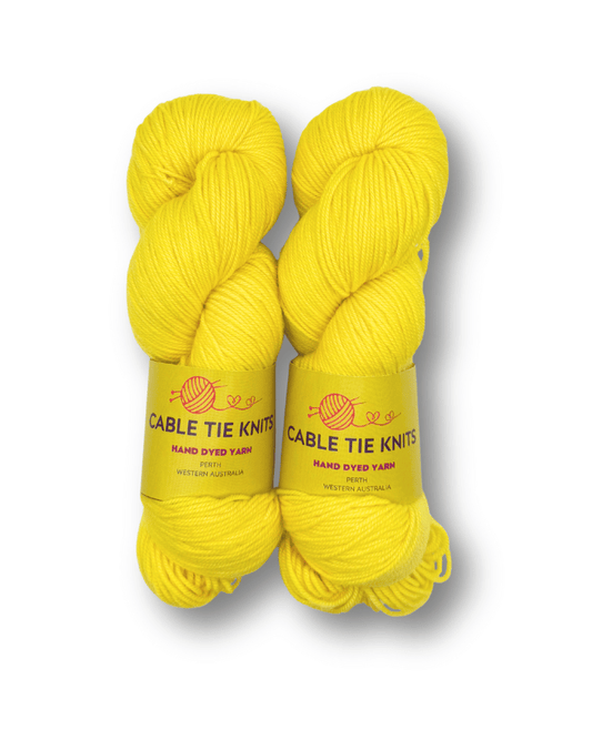 4 ply 80% Merino 10% Cashmere / Nylon | Cable Tie Knits